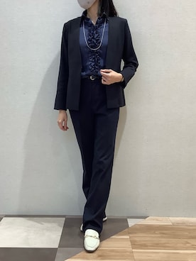 「ネイビー」｜「アイテム（ノーカラージャケット）」を使った、BRICK HOUSE by Tokyo Shirts 青森エルム店さん（レディース・171cm）の秋コーディネート