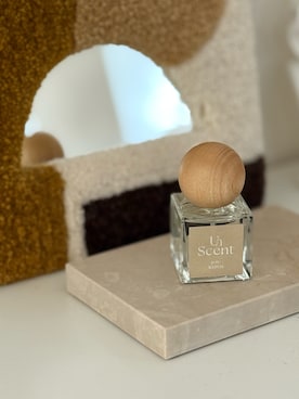 「アイテム（フレグランス）」を使った、iskwykさん（レディース・163cm）の秋コーディネート