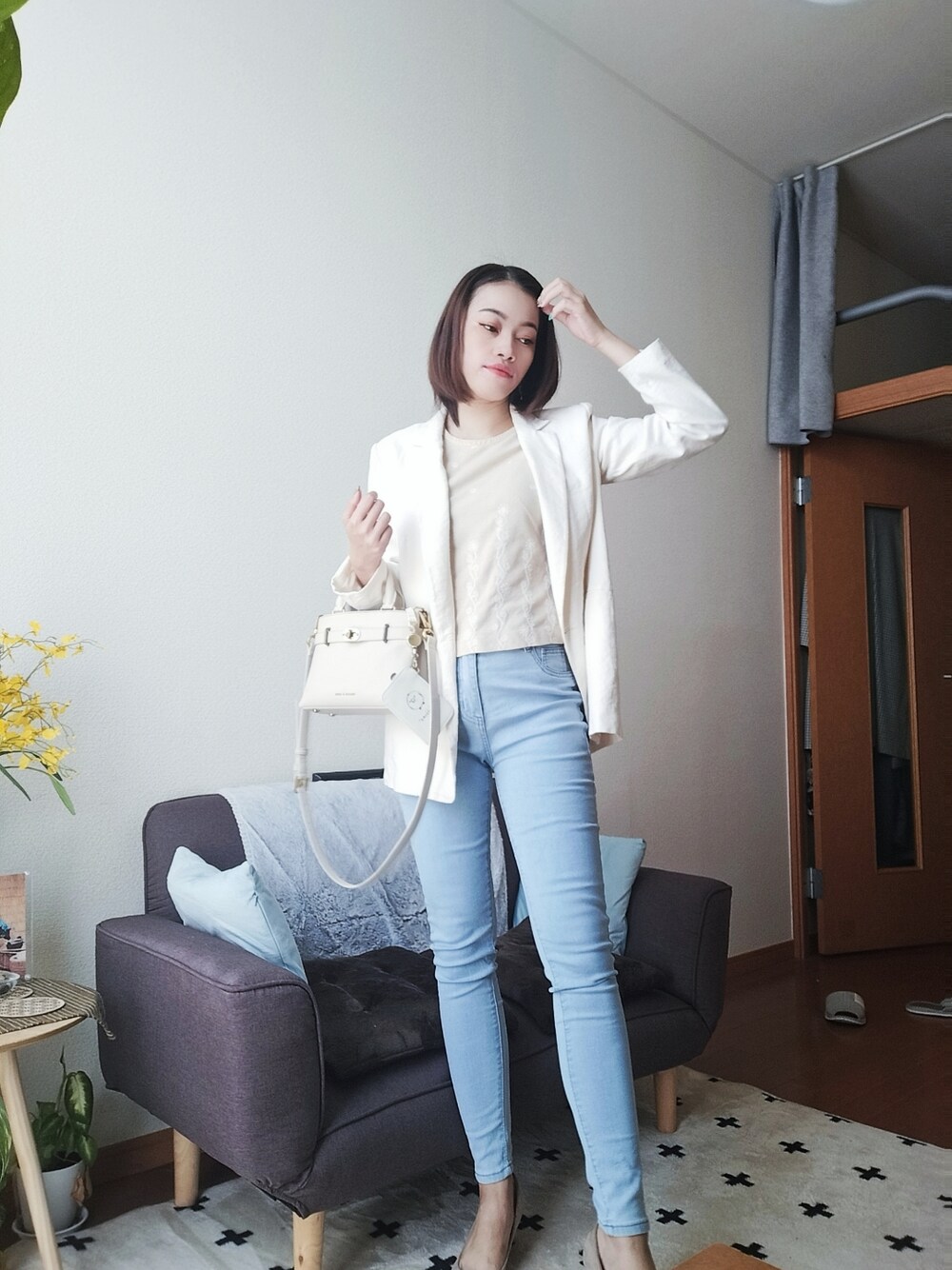 「creme、blue、summer」｜「H&Mのアイテム（デニムパンツ、ブルー系）」を使った、💅💄misakilee💄💅さん（レディース・159cm）の夏コーディネートの1枚目の写真