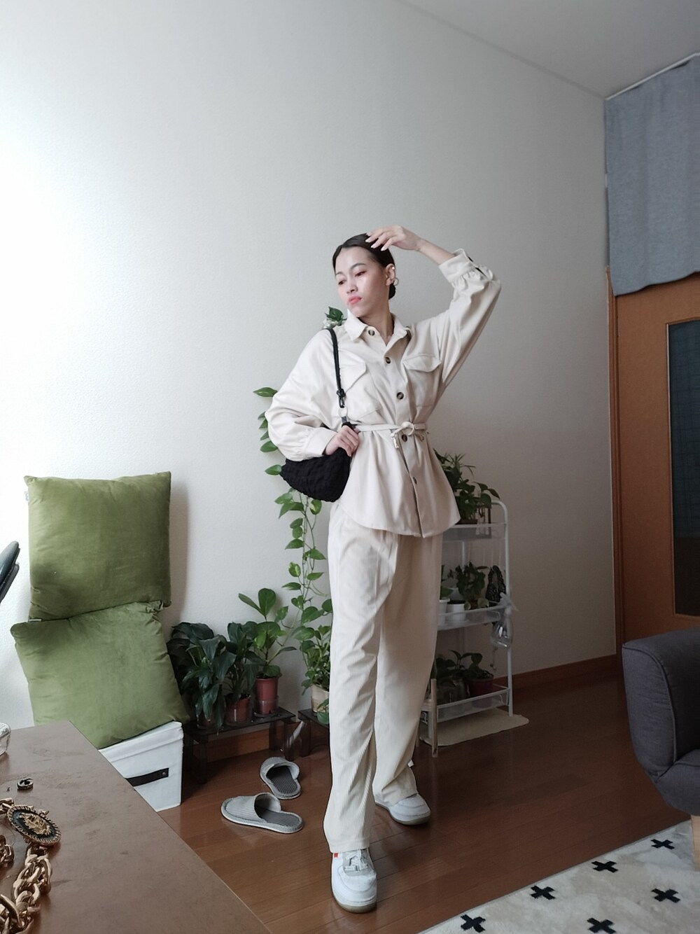 「winter、snow peak、WINTER STYLE」｜「H&Mのアイテム（スラックス、ベージュ系）」を使った、💅💄misakilee💄💅さん（レディース・159cm）の冬コーディネートの1枚目の写真