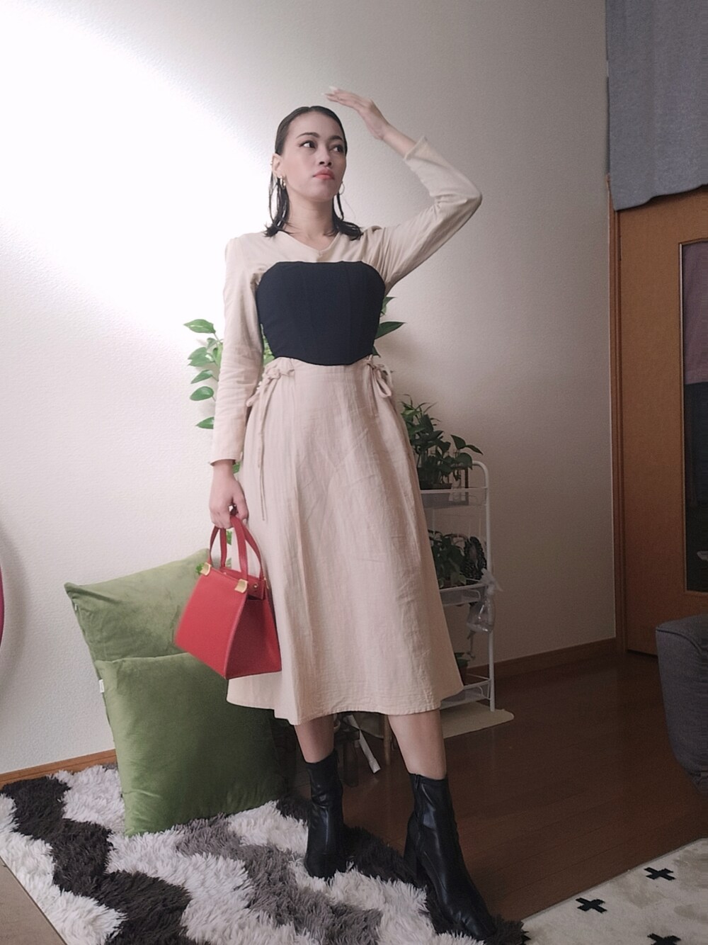「corsettop、corset、autumn、JUNKO SHIMADA」｜「JUNKO SHIMADAのアイテム（ハンドバッグ、レッド系）」を使った、💅💄misakilee💄💅さん（レディース・159cm）の秋コーディネートの1枚目の写真