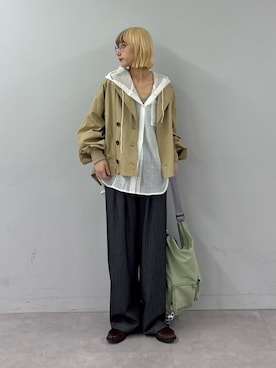 「アイテム（スラックス）」を使った、ayakaさん（レディース・158cm）の春コーディネート