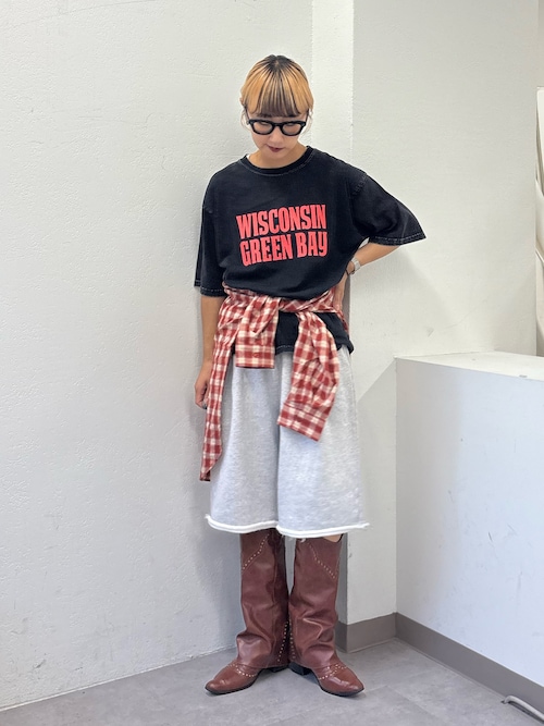 【UNISEX】アシッドウォッシュ加工ロゴTEE