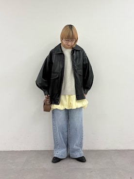 フェイクレザー2WAYスタンドブルゾンを使った人気ファッション