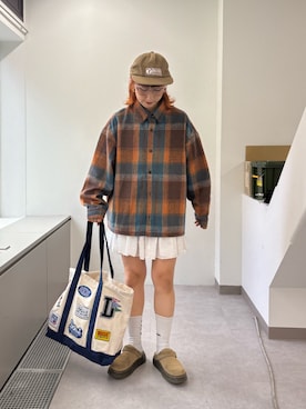 「アイテム（トートバッグ）」を使った、ayakaさん（レディース・158cm・20代）の秋コーディネート
