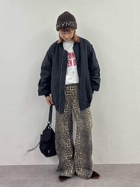 「アイテム（MA-1）」を使った、ayakaさん（レディース・158cm）の秋コーディネート