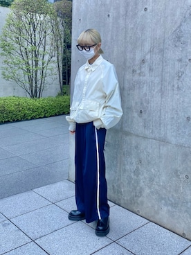 「サテンパンツ」｜「アイテム（ブルゾン）」を使った、ayakaさん（レディース・158cm）の春コーディネート