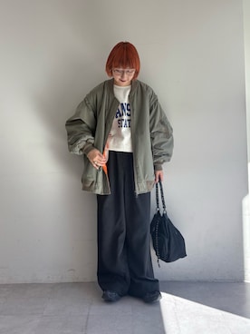 「アイテム（MA-1）」を使った、ayakaさん（レディース・158cm）の秋コーディネート