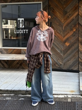 「アイテム（パーカー）」を使った、ayakaさん（レディース・158cm）の秋コーディネート