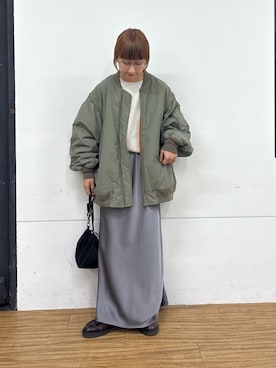 「アイテム（MA-1）」を使った、ayakaさん（レディース・158cm）の秋コーディネート