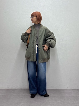 「アイテム（MA-1）」を使った、ayakaさん（レディース・158cm）の秋コーディネート