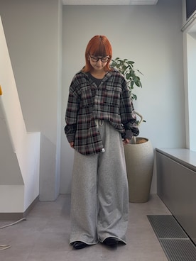 「アイテム（スウェットパンツ）」を使った、ayakaさん（レディース・158cm）の秋コーディネート