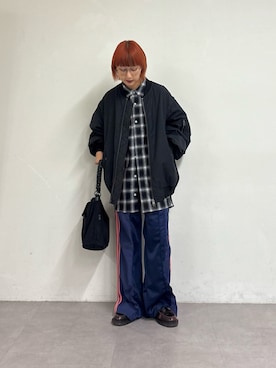 「アイテム（MA-1）」を使った、ayakaさん（レディース・158cm）の秋コーディネート