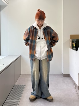 「韓国ファッション」｜「アイテム（パーカー）」を使った、ayakaさん（レディース・158cm）の秋コーディネート