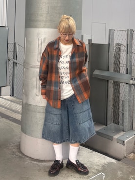 「DISCUS（ディスカス）の【DISCUS】別注シャギーチェックオーバーシャツジャケット（シャツ/ブラウス、オレンジ系）」を使った、ayakaさん（レディース・158cm）の夏コーディネート