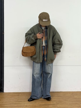 「アイテム（MA-1）」を使った、ayakaさん（レディース・158cm）の秋コーディネート