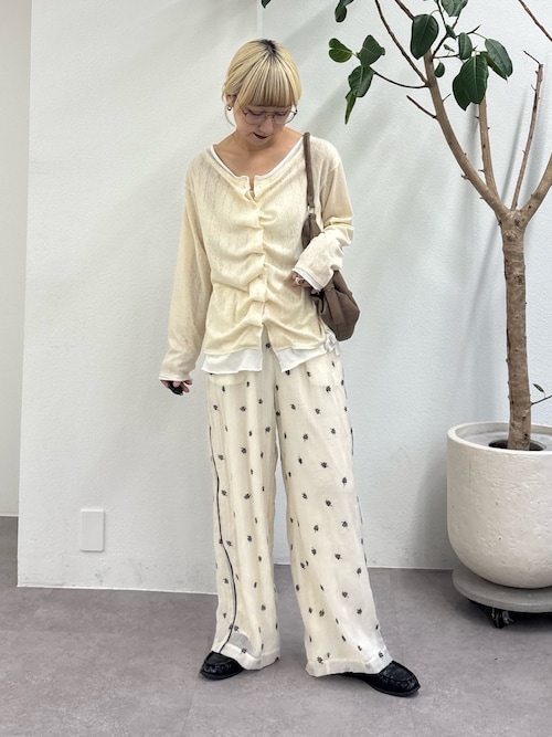 新品 ランウェイ刺繍シフォンカットソー&amp;レオナール 綺麗色イージーパンツ サテンドロストイージーパンツ-short & regular | 小柄・低身長女性