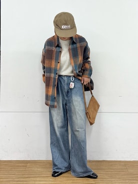 「アイテム（キャップ）」を使った、ayakaさん（レディース・158cm）の秋コーディネート