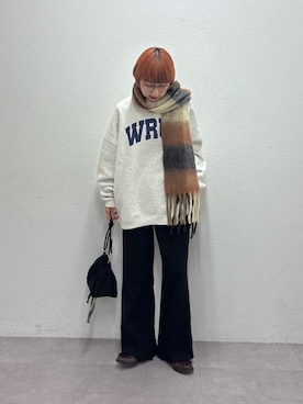 「アイテム（マフラー）」を使った、ayakaさん（レディース・158cm）の秋コーディネート