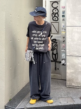 「CIAOPANIC TYPY（チャオパニックティピー）の【WEB限定】手書きメッセージロゴTEE（Tシャツ/カットソー、ブラック系）」を使った、ayakaさん（レディース・158cm）の夏コーディネート