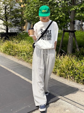 「CIAOPANIC TYPY（チャオパニックティピー）の【UNISEX】【プラスサイズあり】スラブ天竺ピグメントロゴTEE（Tシャツ/カットソー、ホワイト系）」を使った、ayakaさん（レディース・158cm）の春コーディネート