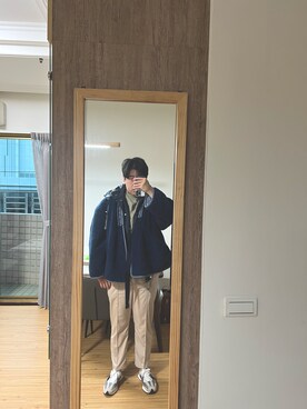 「plain-me（プレインミー）のアイテム（スラックス）」を使った、Vince    Hsuさん（メンズ・178cm）の冬コーディネート