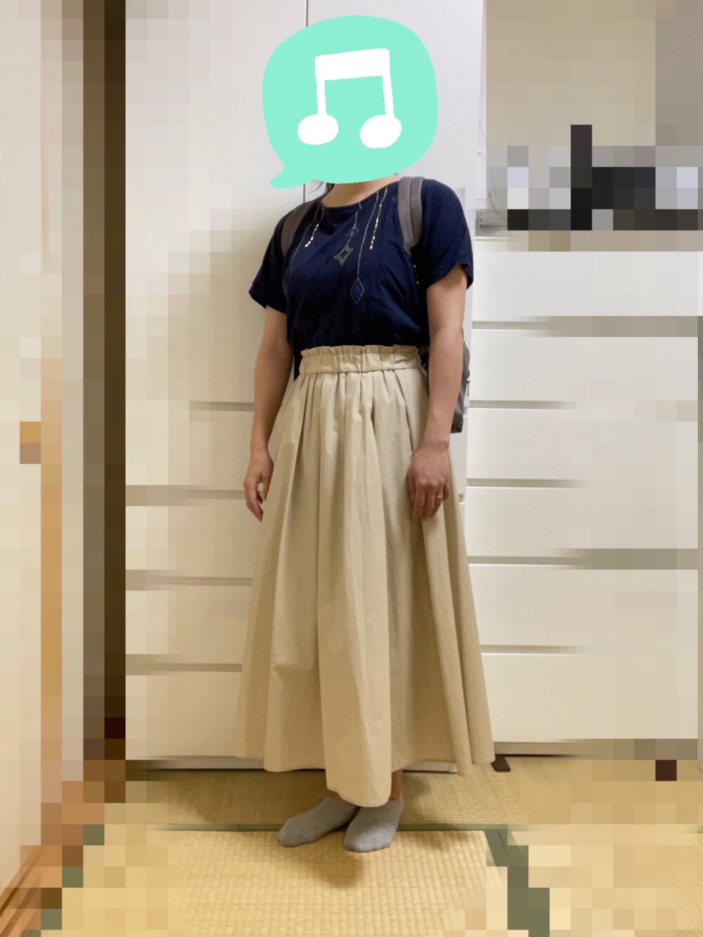 「夏コーデ、習い事、タックイン、UNIQLO、白スニーカー、スニーカー、GU、ロングスカート」｜「bulle de savonのC/スタ-モビ-ル P.O（トップス、ブルー系）」を使った、むぅたさん（レディース・159cm）の春コーディネートの1枚目の写真