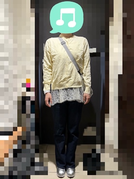 「UNIQLO（ユニクロ）のUVカットクルーネックカーディガン（長袖）　Lサイズ（カーディガン/ボレロ、イエロー系）」を使った、むぅたさん（レディース・159cm）の秋コーディネート