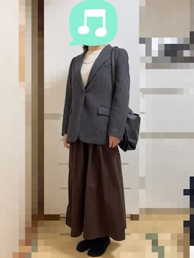 「アイテム（シュシュ）」を使った、むぅたさん（レディース・159cm）の秋コーディネート