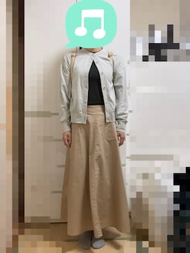 「アイテム（シュシュ）」を使った、むぅたさん（レディース・159cm）の秋コーディネート