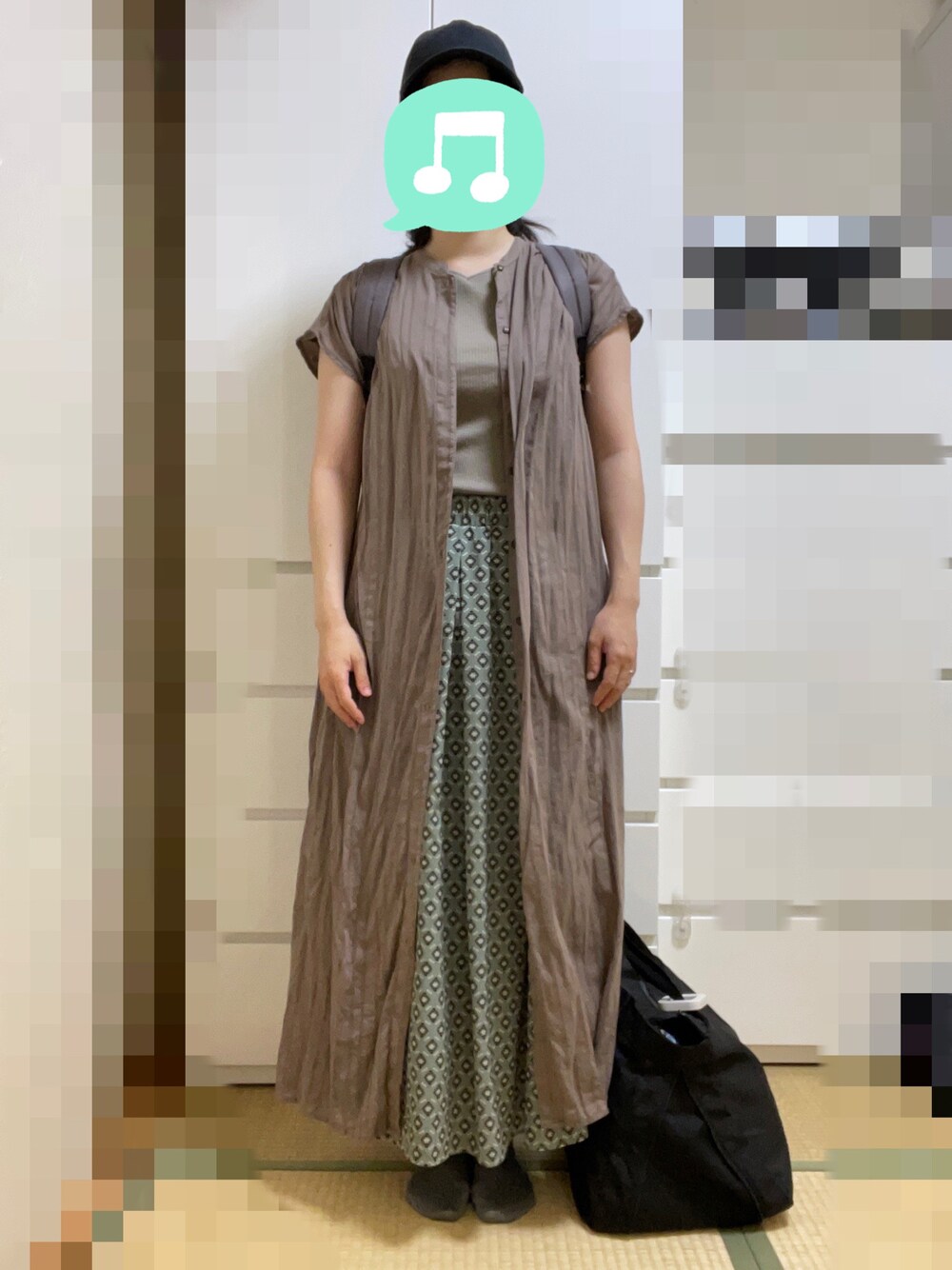 「タンクトップ、スカート、ワンピース、スニーカー、キャップ、リュック、室内でごめんなさい」｜「GLOBAL WORKのBeautee2WAYタンク/163479（タンクトップ、ブラウン系）」を使った、むぅたさん（レディース・159cm）の夏コーディネートの1枚目の写真