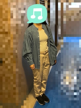 「Honeys（ハニーズ）のアイテム（チノパンツ）」を使った、むぅたさん（レディース・159cm）の春コーディネート