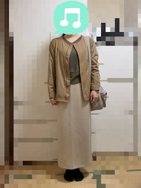 「アイテム（シュシュ）」を使った、むぅたさん（レディース・159cm）の秋コーディネート