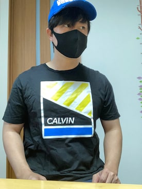 「Calvin Klein（カルバン・クライン）のアイテム（Tシャツ/カットソー、ブラック系）」を使った、ゆっけさん（キッズ・145cm）の春コーディネート