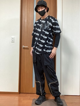 「Yohji Yamamoto（ヨウジヤマモト）のアイテム（Tシャツ/カットソー）」を使った、ゆっけさん（メンズ・174cm）の春コーディネート