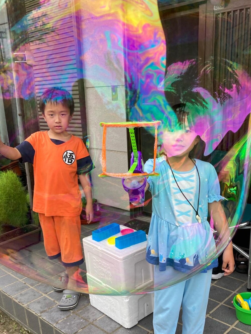 「シャボン玉、パジャマ」｜「プリンセスのアイテム（ルームウェア/パジャマ、ブルー系）」を使った、ゆっけさん（キッズ・125cm）の夏コーディネートの1枚目の写真