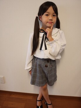 「cute magicのアイテム（シャツ/ブラウス、ホワイト系）」を使った、ゆっけさん（キッズ・145cm）の秋コーディネート