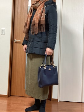 「COACH（コーチ）のアイテム（トートバッグ、ブラック系）」を使った、ゆっけさん（キッズ・145cm）の冬コーディネート