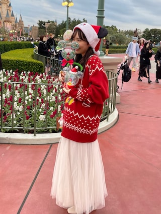 【こぱん】リルリンリン　ニット　2023赤セーター　ディズニー Amazon.co.jp: ディズニー クリスマス 2023 リルリンリン