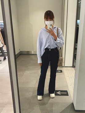 「ZARA（ザラ）のアイテム（スニーカー、ホワイト系）」を使った、yさん（レディース・158cm）の秋コーディネート
