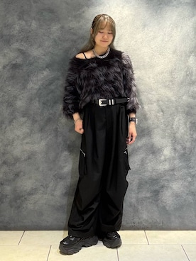 「PAGEBOY（ページボーイ）のZIPタックカーゴパンツ【裾ドローコード付き】（カーゴパンツ、ブラック系）」を使った、　Ayuさん（レディース・157cm）の秋コーディネート