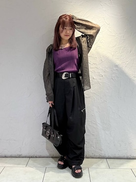 「PAGEBOY（ページボーイ）のZIPタックカーゴパンツ【裾ドローコード付き】（カーゴパンツ、ブラック系）」を使った、　Ayuさん（レディース・157cm）の夏コーディネート