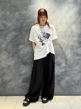 「PAGEBOY（ページボーイ）のDisney【ふしぎの国のアリス】ルーズT（Tシャツ/カットソー、ホワイト系）」を使った、　Ayuさん（レディース・157cm）の夏コーディネート