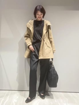 「アイテム（マウンテンパーカー）」を使った、MACHIさん（レディース・167cm）の秋コーディネート