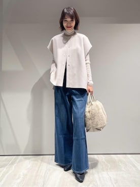 「アイテム（ポンチョ）」を使った、MACHIさん（レディース・167cm）の秋コーディネート