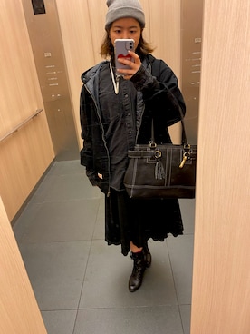 「PULL&BEAR（プルアンドベア）のアイテム（トップス）」を使った、Miaさん（レディース・156cm）の冬コーディネート