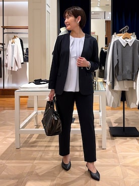 「アイテム（イヤリング）」を使った、minaさん（レディース・157cm）の秋コーディネート