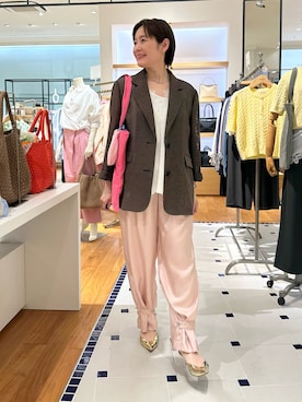 「NOLLEY’S（ノーリーズ）のアイテム」を使った、minaさん（レディース・157cm）の春コーディネート