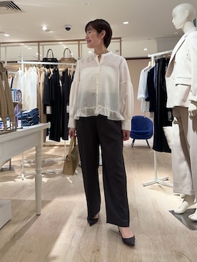 「NOLLEY’S（ノーリーズ）のウォッシャブルシアー裾フリルブラウス（シャツ/ブラウス、ホワイト系）」を使った、minaさん（レディース・157cm）の春コーディネート