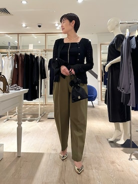 「アイテム（ポーチ）」を使った、minaさん（レディース・157cm）の秋コーディネート